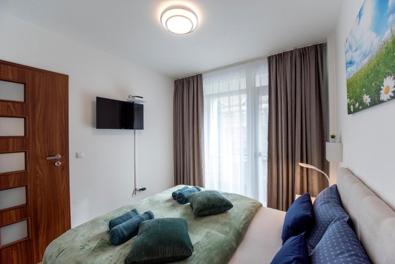 Lovely Apartman- Free Parking Pecs Exterior photo